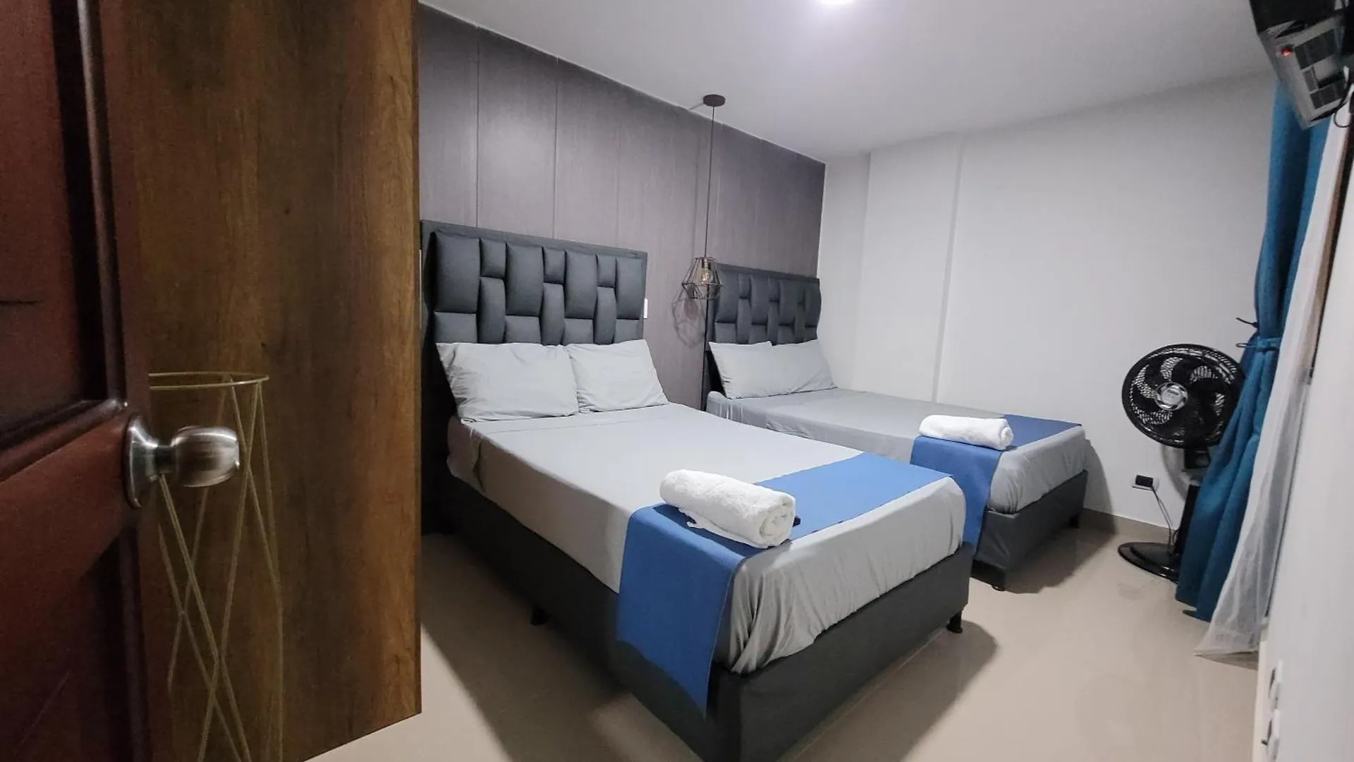 Edificio Manantiales Torre 1 Apartment Medellin 0*,